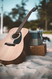 BEGINNER GUITAR CLASS